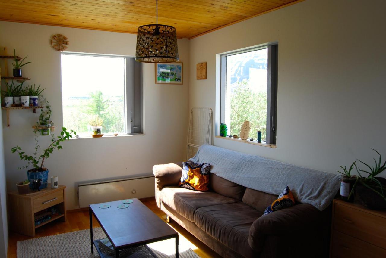 L&L BnB - Stay'in Árbakki Arskogssandur Exterior foto